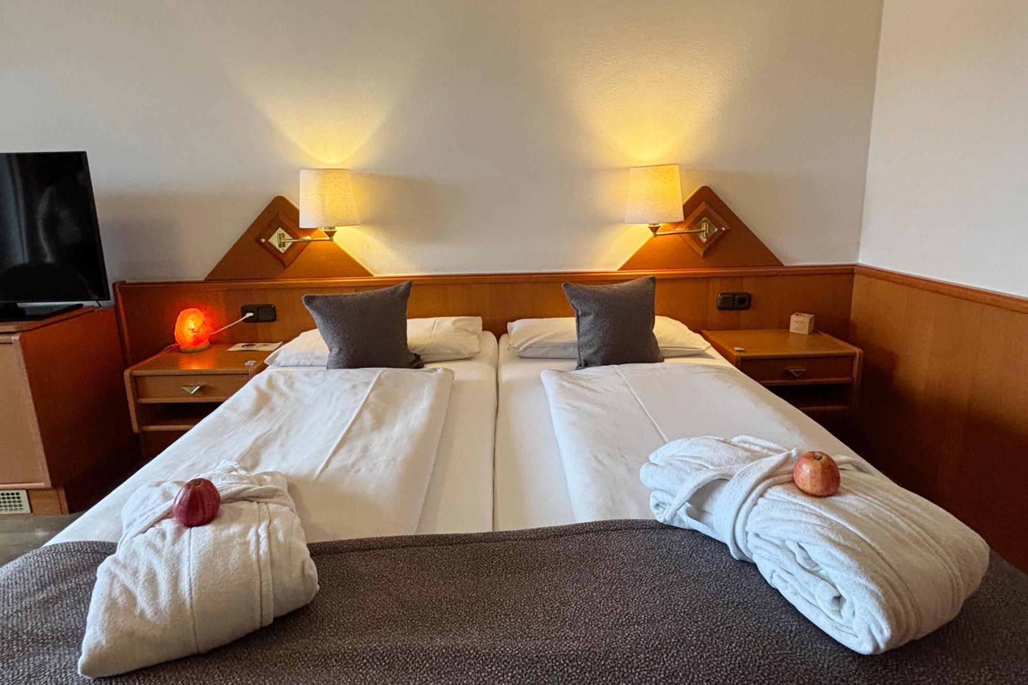 Biohotel Eggensberger ฟุสเซ่น ภายนอก รูปภาพ